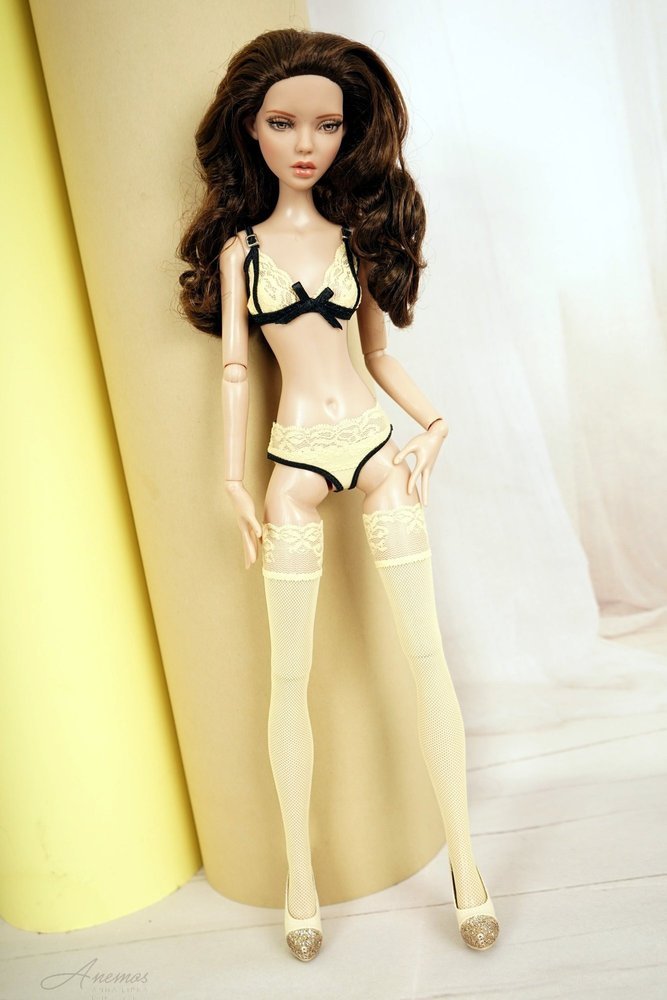 Yellow and black lingerie set for DejaVu Tonner doll 1