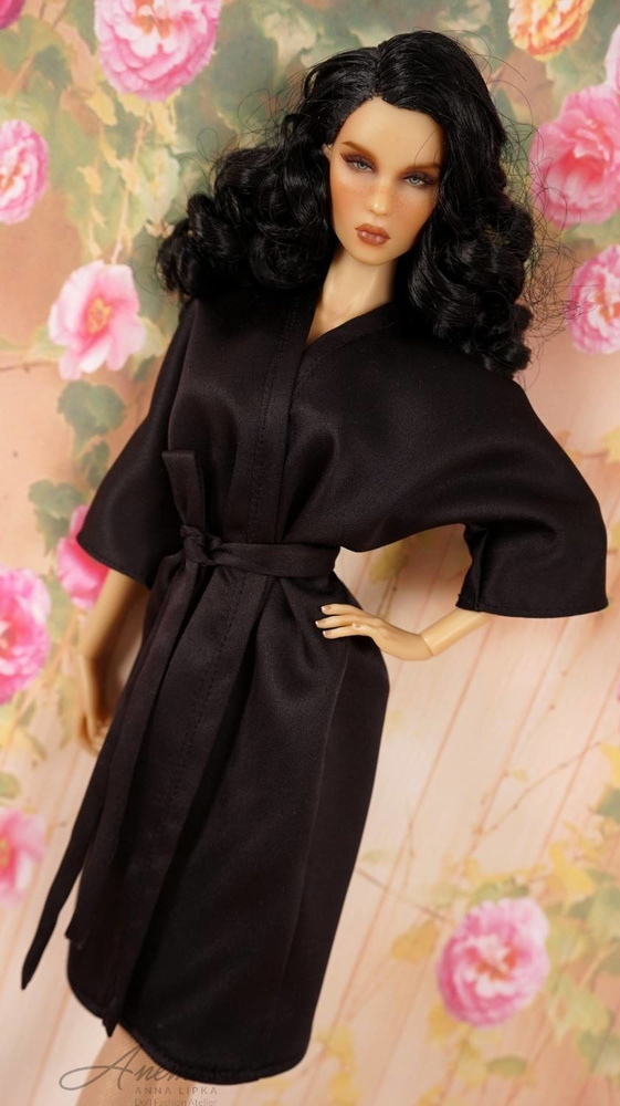 Robe for Kingdom Doll and similar 16" dolls No 2