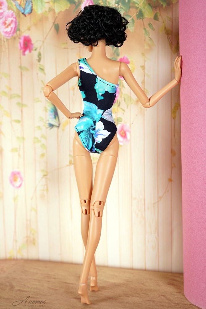 Swimsuit for Kingdom Doll 18