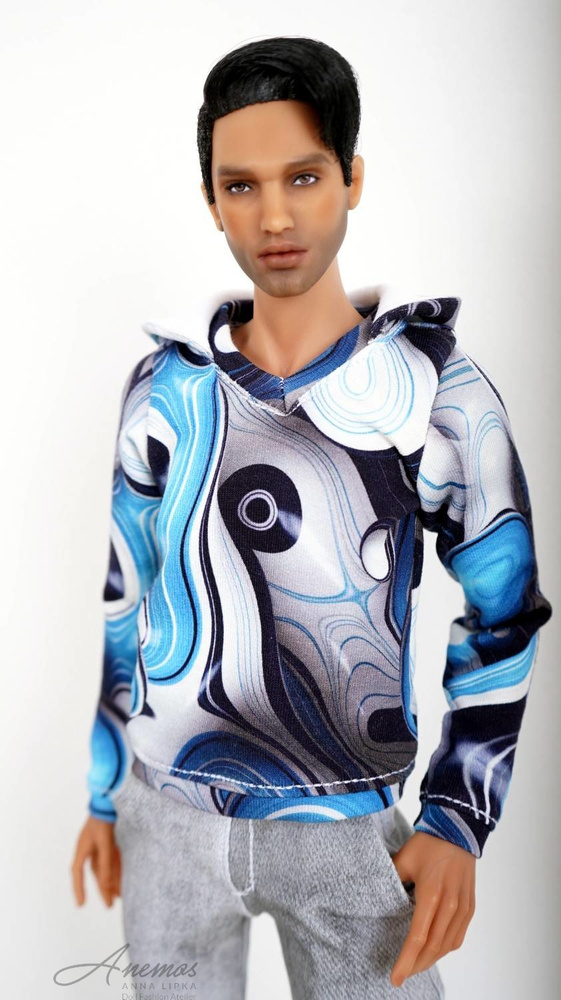 Hoodie No43 for Kinsman 17" male doll